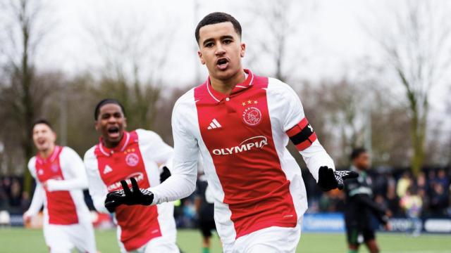 Abdellah Ouazane, en las inferiores del Ajax