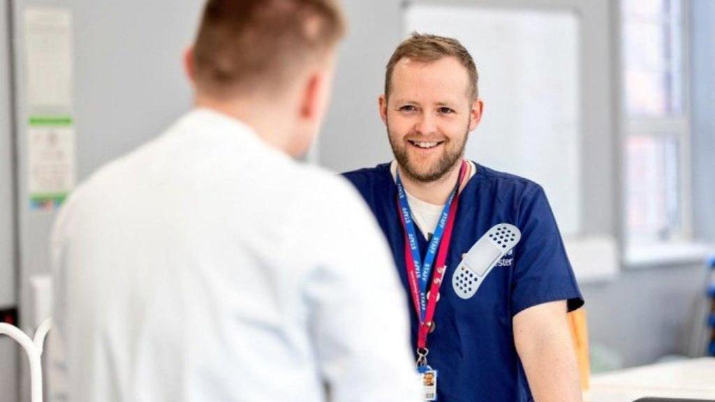 El experto en longevidad Dr. Gareth Nye.