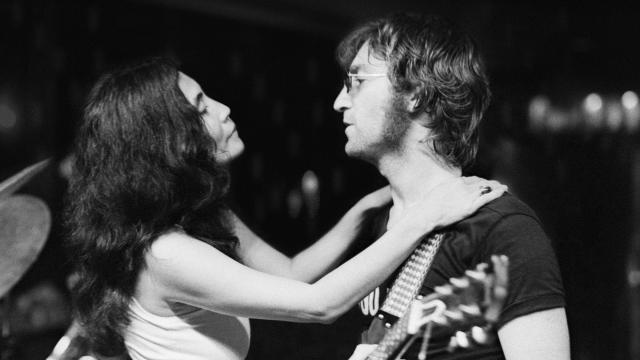 John y Yoko en una de las escenas del documental.