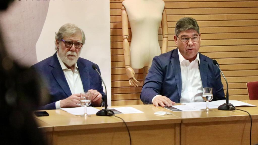 El presidente de CEOE Salamanca, Paulino Benito, y el presidente autonómico de la patronal, Santiago Aparicio.