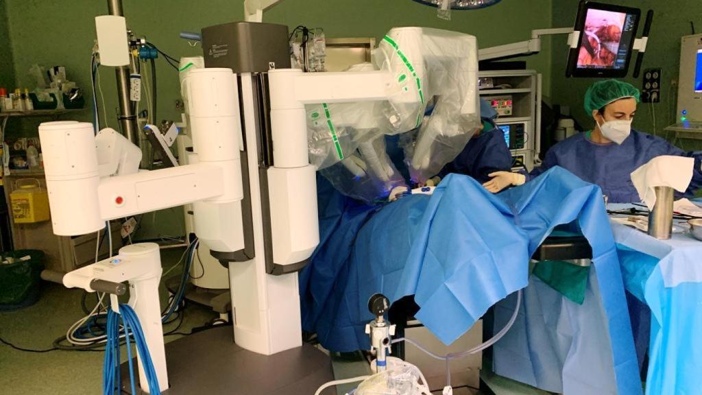 Una operación en el Hospital de León