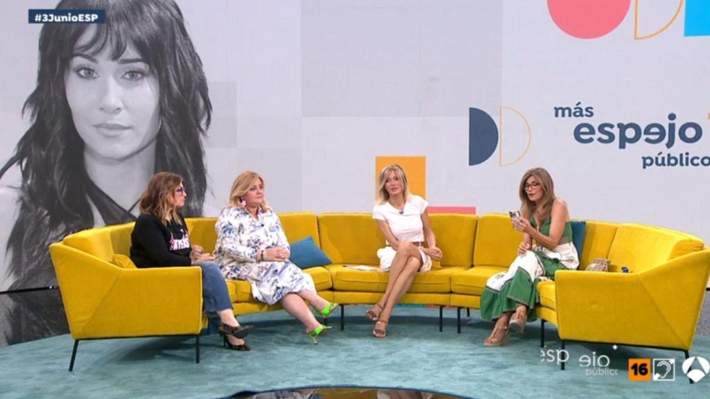 Colaboradores en plató.