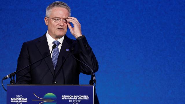 Mathias Cormann, secretario general de la OCDE, en la presentación del informe Perspectivas Económicas 2025.