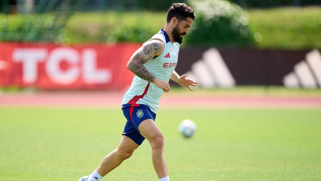 Isco, durante el último entrenamiento de la Selección.
