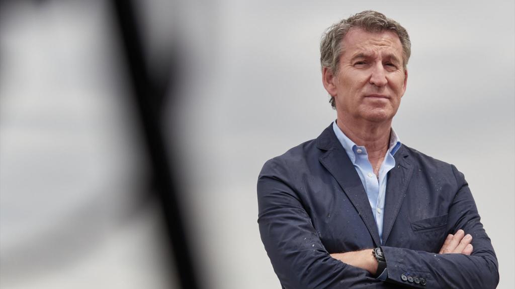 Feijóo durante su visita a Fontellas, Navarra, este martes.