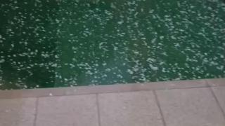 Imágenes del granizo que ha caído en Pozaldez