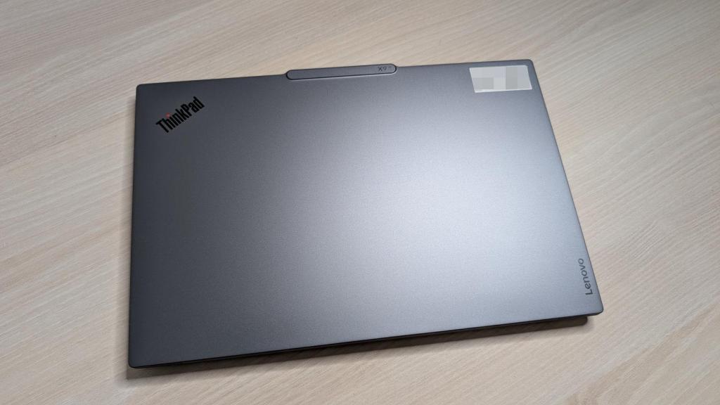 Lenovo ThinkPad X9 15 Aura Edition