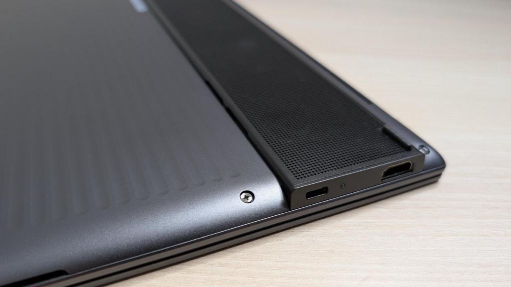 Lenovo ThinkPad X9 15 Aura Edition