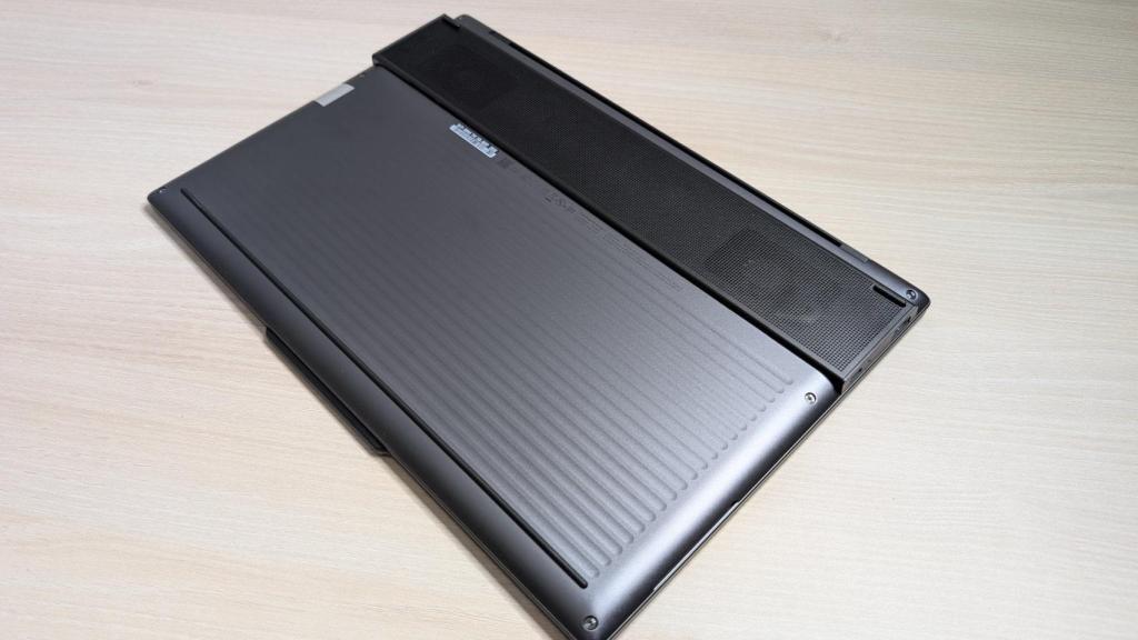 Lenovo ThinkPad X9 15 Aura Edition