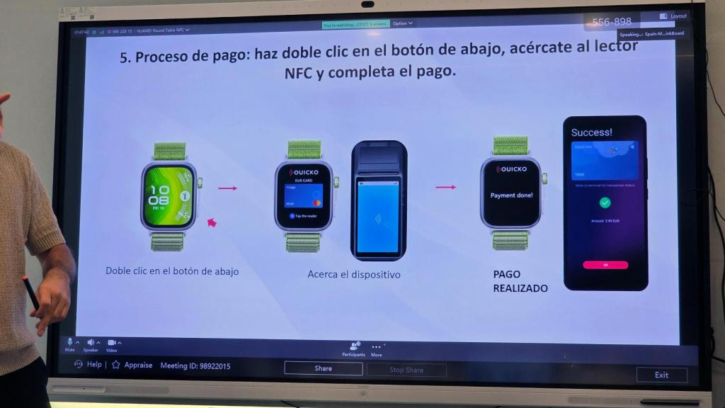 El proceso de pago con Quicko en un reloj de Huawei