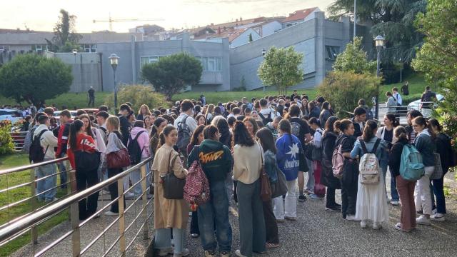 Arrancan las pruebas de acceso a la universidad en Santiago.