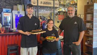 Equipo de A Lareira, en Santiago.