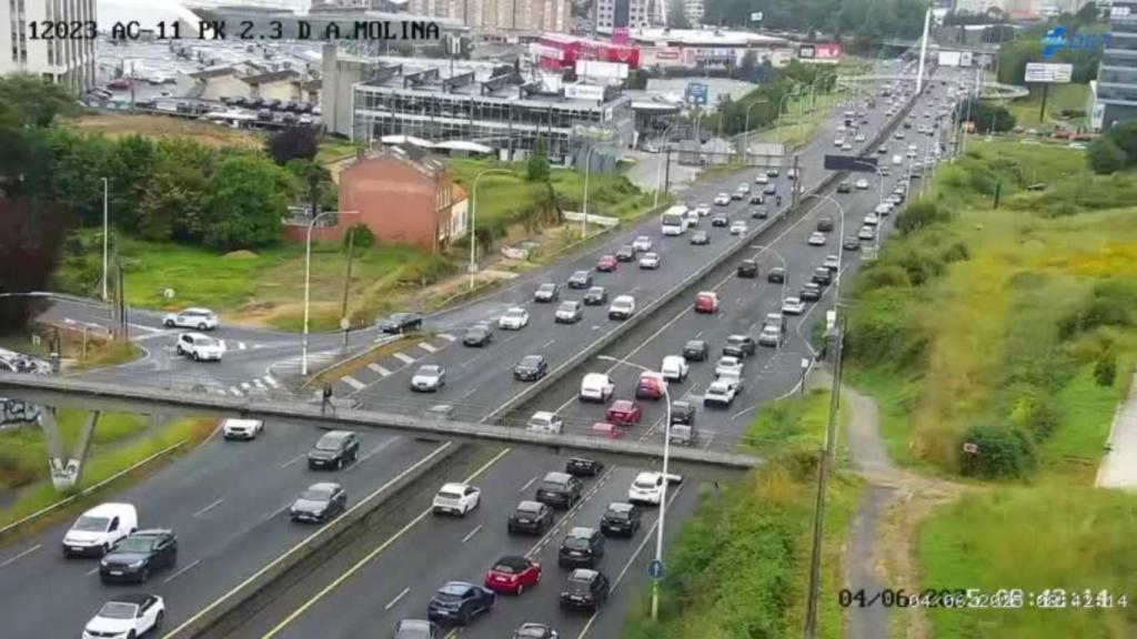 Atascos en los accesos A Coruña en la segunda jornada de las pruebas de acceso a la universidad