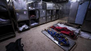 Cadáveres de palestinos muertos por ataques de Israel este miércoles 4 de junio.