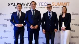 El alcalde de Salamanca, Carlos García Carbayo, y el rector de la Universidad de Salamanca, Juan Manuel Corchado, presentan una nueva edición de Salamanca Tech Summit.