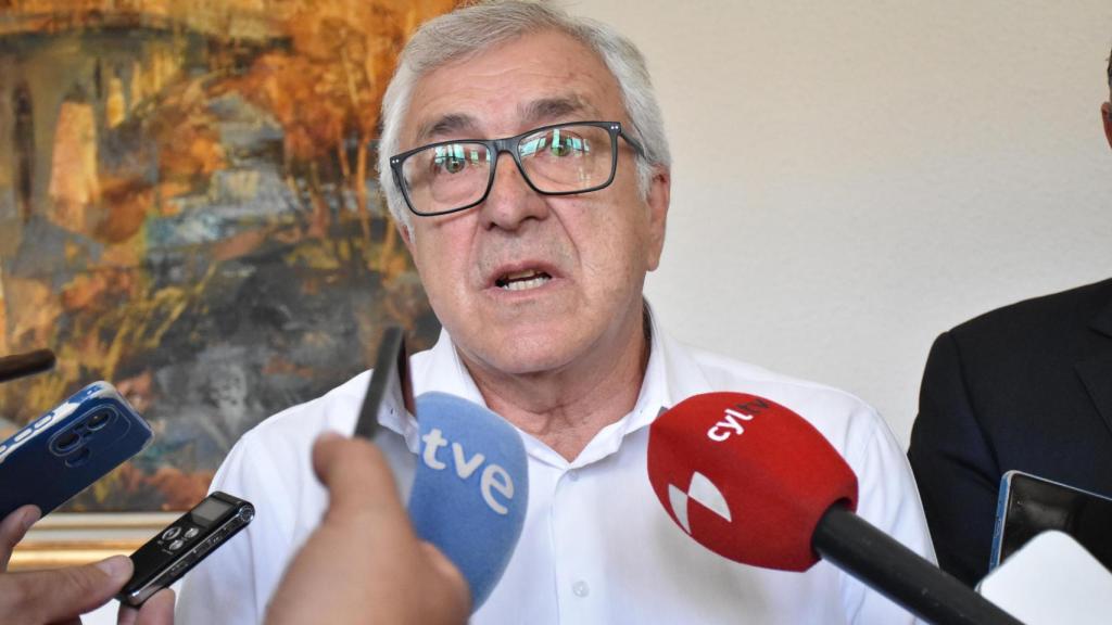 El alcalde de Puebla de Sanabria y senador del PSOE por Zamora, José Fernández