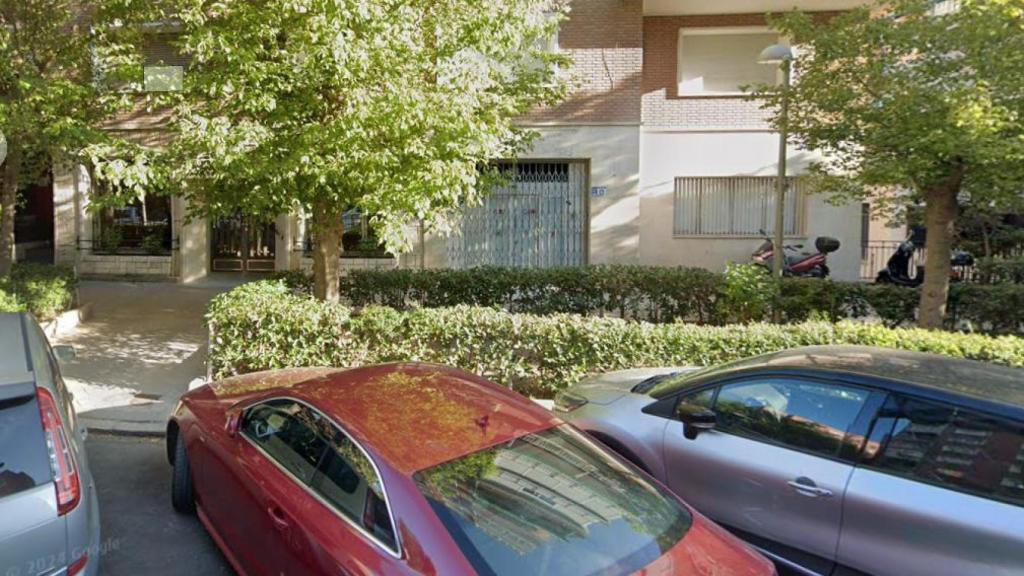 El albergue se sitúa en los bajos del edificio.