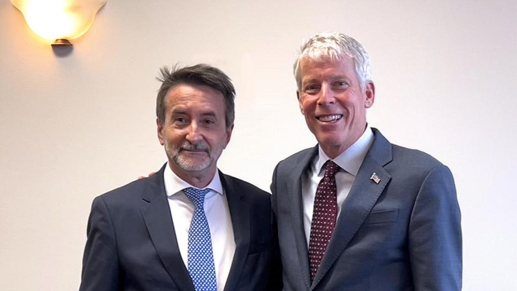 Josu Jon Imaz, consejero delegado de Repsol, se reúne con el secretario de Energía de Estados Unidos, Chris Wright.