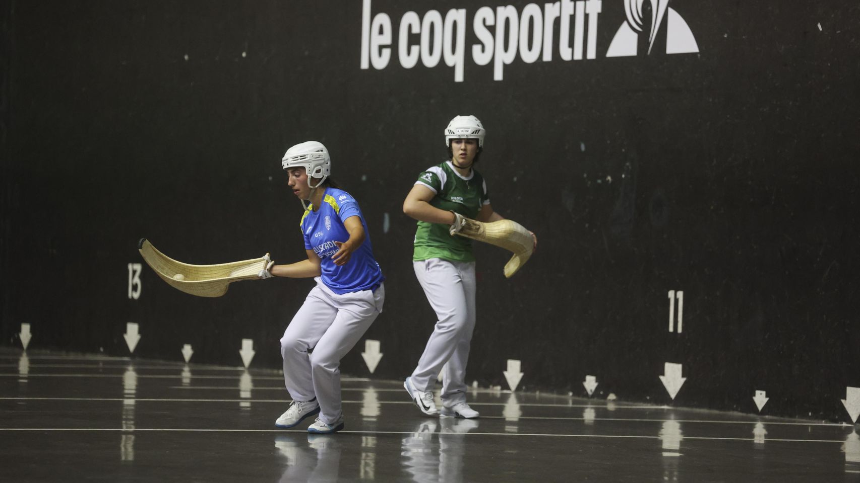 España gana en pelota vasca a Euskadi en el primer partido oficial ...