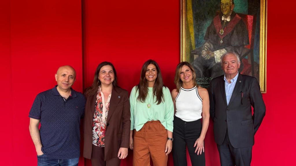 Luis Alegre, Carmen Marta, Nuria Roca, Miriam Sánchez y Eliseo Serrano.