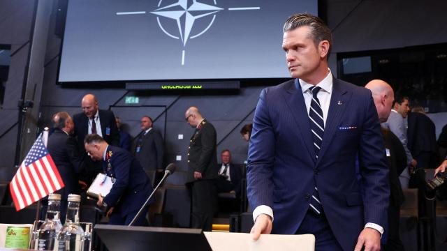 El secretario de Defensa de Estados Unidos, Pete Hegseth, durante la reunión de este jueves en Bruselas