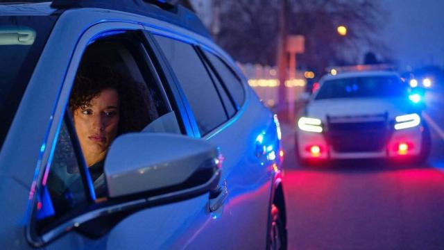 Multa asegurada: la acción que muchos conductores realizan en España a diario y que puede costarte casi 100 euros de sanción