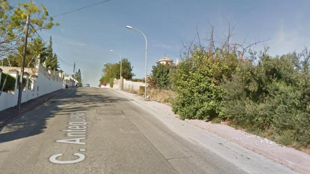 Calle donde fue localizado.