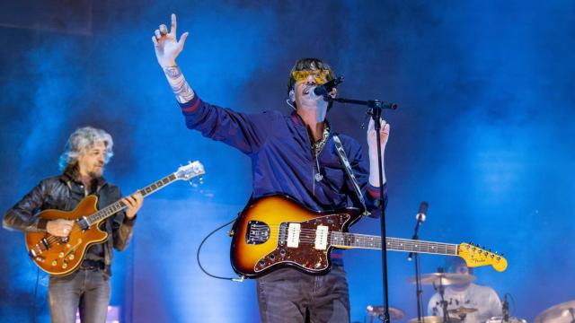 Lori Meyers durante una actuación en Toledo Beat Festival 2025.