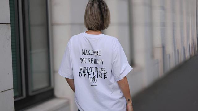 La camiseta con mensaje ha superado su función meramente estética.