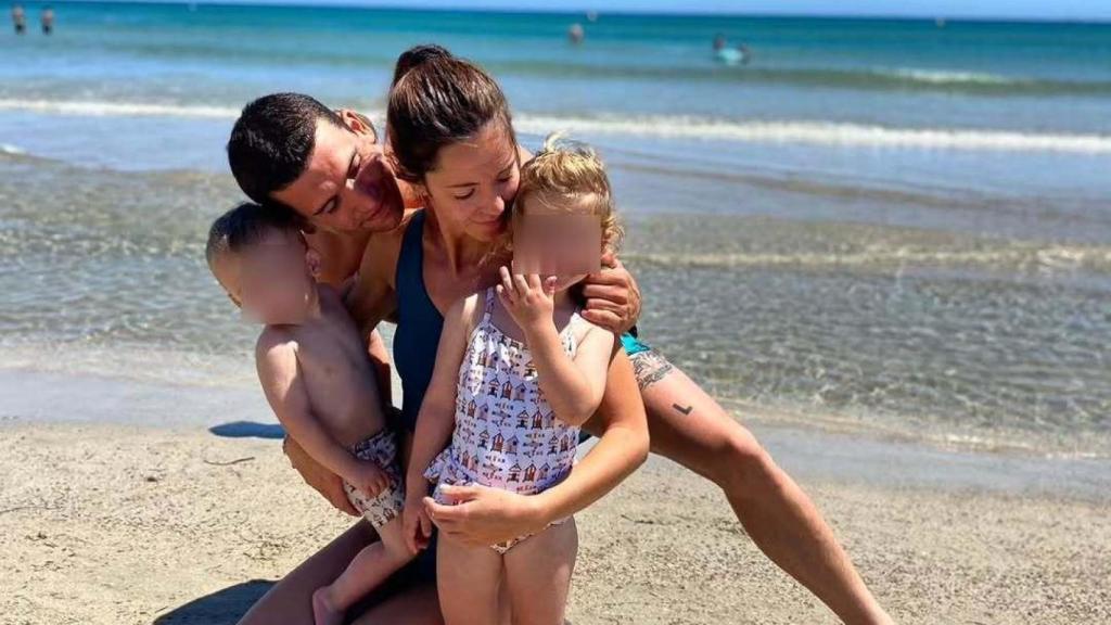 Jaime Lorente y Marta Goenaga, en una foto de sus redes sociales.