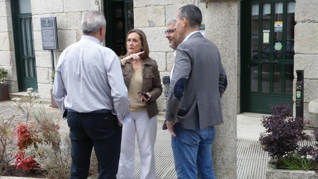 La presidenta del PP de Vigo, Luisa Sánchez, en Bembrive (Vigo)