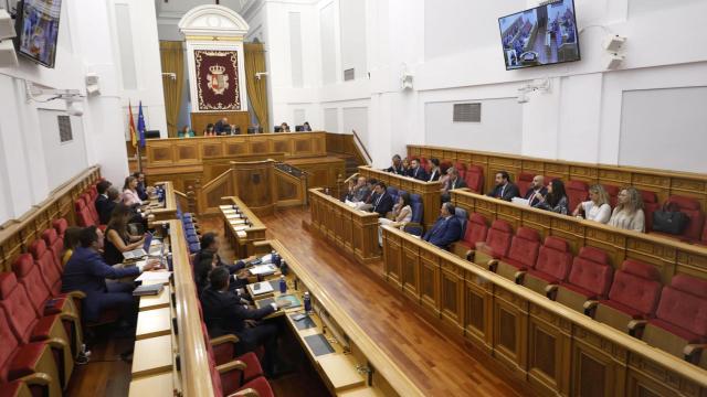 Pleno de las Cortes de este jueves. Foto: Cortes CLM.