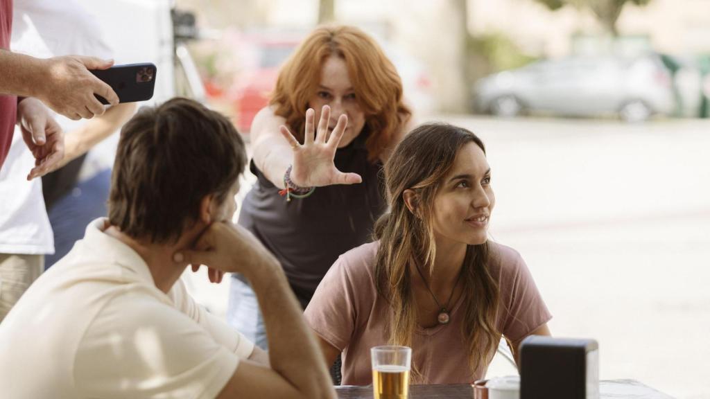 Gracia Querejeta, entre Hugo Silva y Megan Montaner. Foto: Tornasol Media