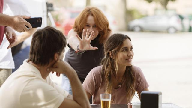 Gracia Querejeta, entre Hugo Silva y Megan Montaner. Foto: Tornasol Media