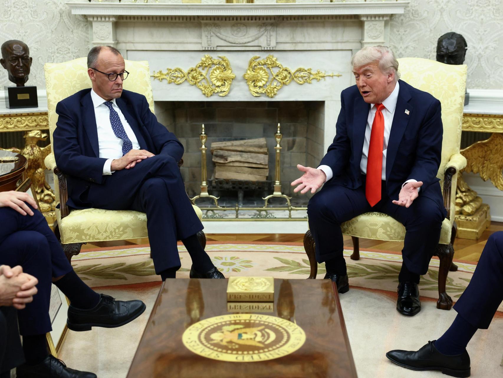 El presidente de Estados Unidos, Donald Trump, y el canciller alemán, Friedrich Merz, se reúnen en la Casa Blanca en Washington, D.C.