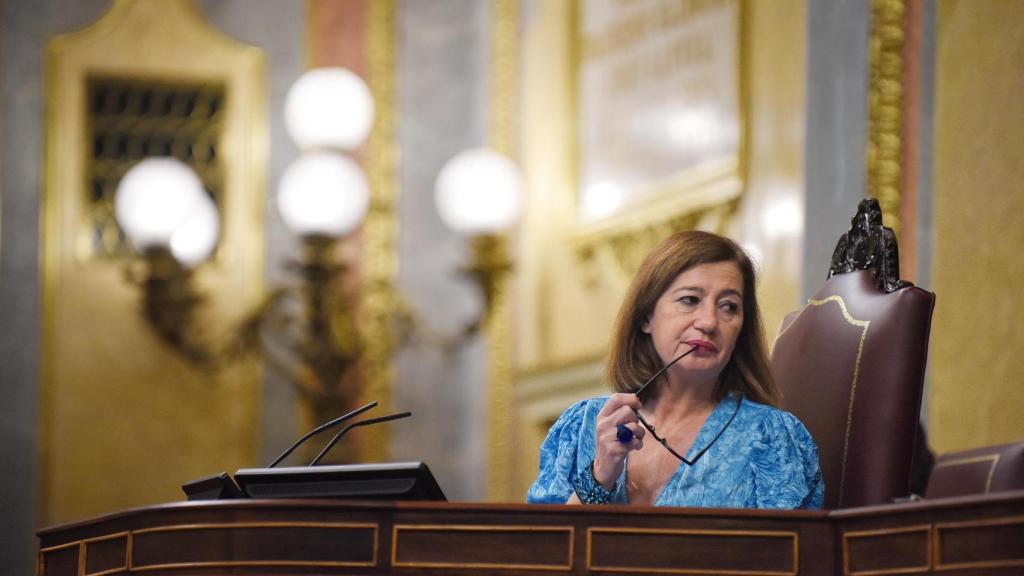 La presidenta del Congreso, Francina Armengol, durante la sesión plenaria del 28 de mayo.
