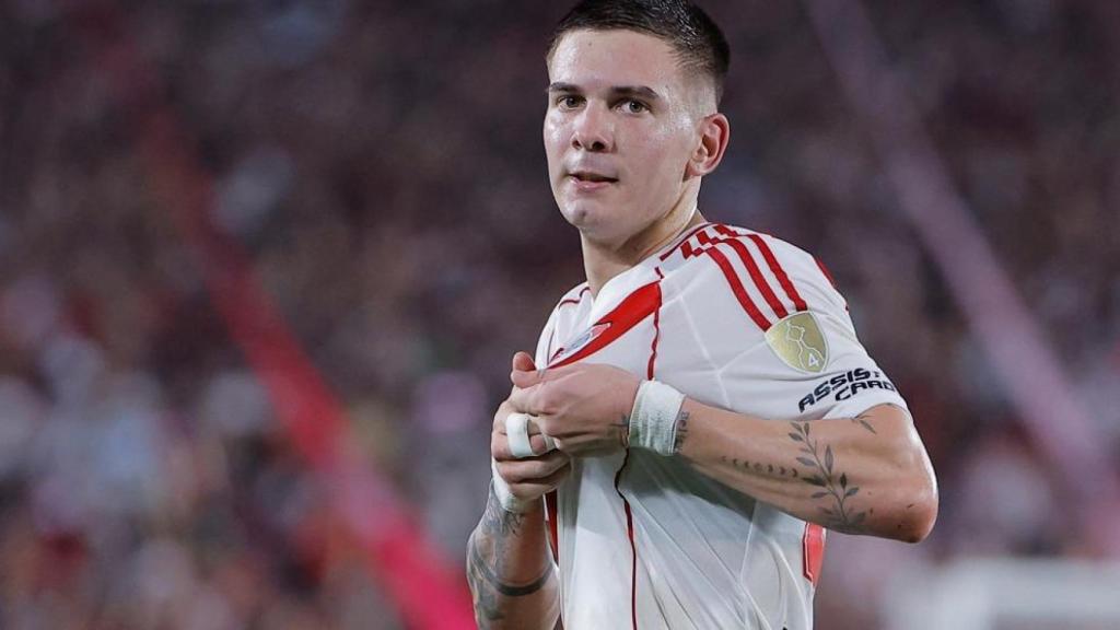 Franco Mastantuono, durante un partido con River Plate