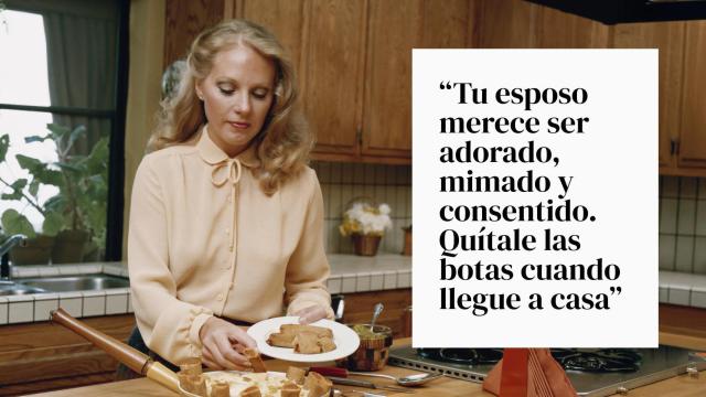 Comentario extraído del sitio, sobre la imagen de una mujer haciendo un postre.