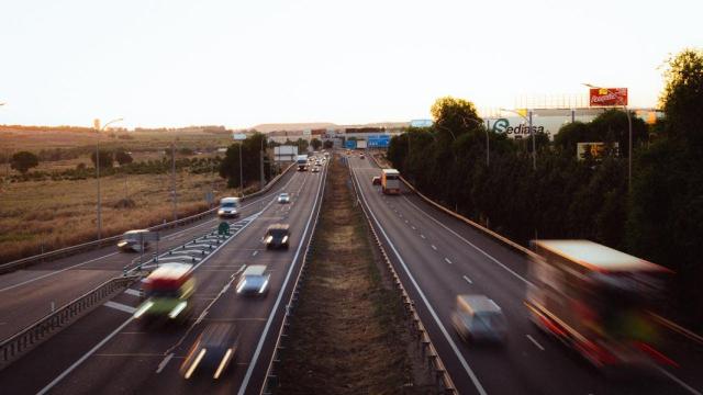 Imagen de recurso de una autopista.