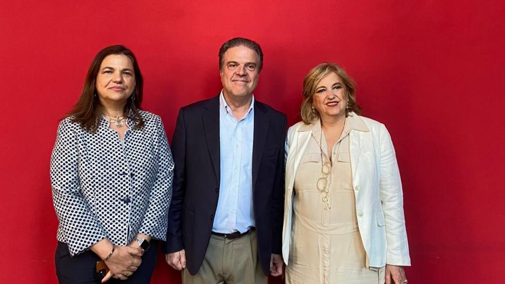 Carmen Marta, Damián Cardona y Rosa Bolea.
