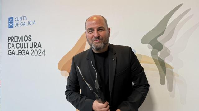 Kin Martínez, de Esmerarte, premiado en la categoría de música de los Premios da Cultura Galega