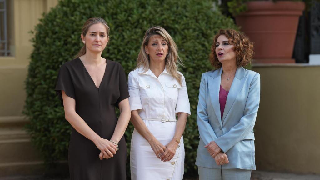 Sara Aagesen; Yolanda Díaz y María Jesús Montero, a su llegada a la Conferencia de Presidentes.