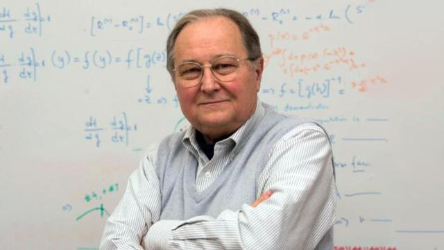 Juan Pérez Mercader es investigador principal en la Iniciativa sobre el Origen de la Vida en la Universidad de Harvard.