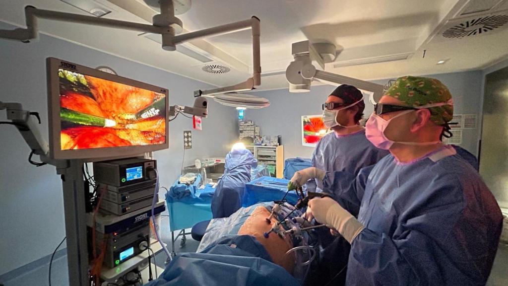 El primer trasplante de riñón con robot en Madrid.