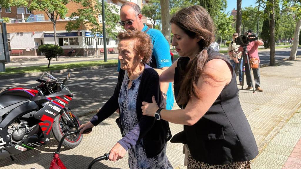 Julia, superviviente del trágico incendio en una residencia de ancianos en Zaragoza