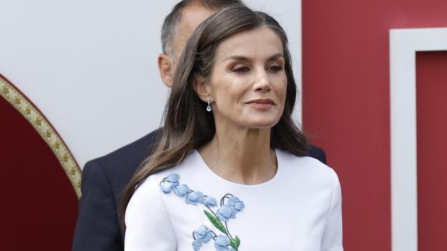 La Reina, fotografiada en el acto.