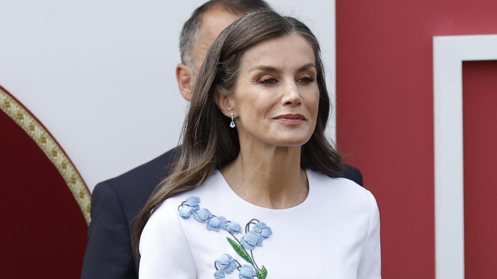 La Reina, fotografiada en el acto.