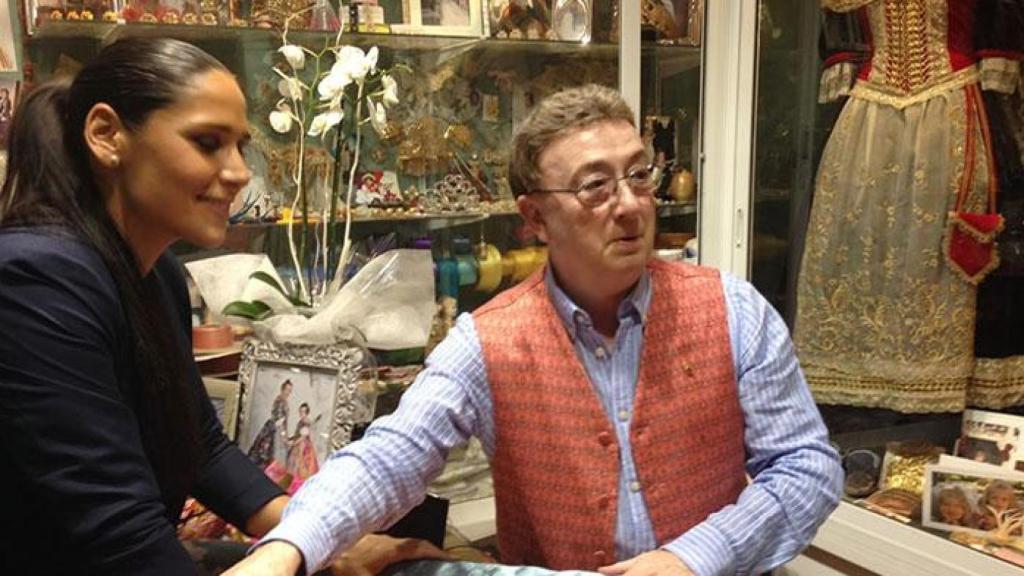 Enrique Marzal junto a la cantante Rosa López.