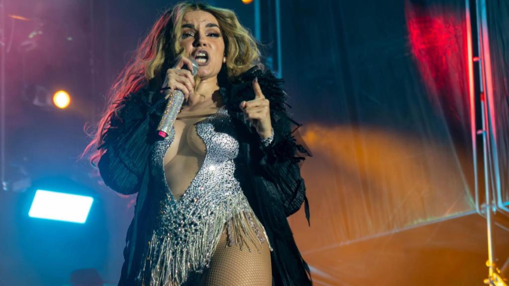 Melody durante su concierto en La Solana (Ciudad Real).