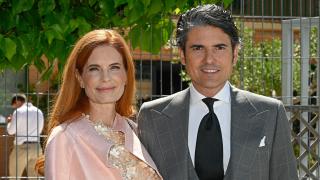 Olivia de Borbón y su marido, Julián Porras-Figueroa, han celebrado este sábado la comunión de su hija.